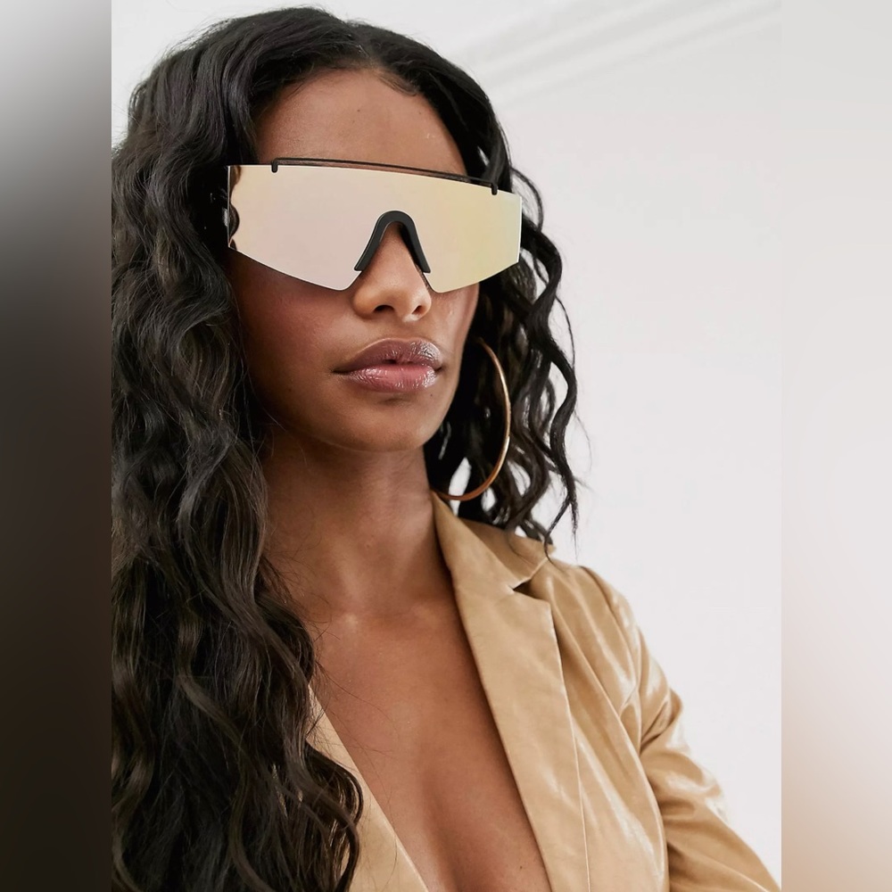 Quay Australia Transcend Sunglasses BLK /ROSE